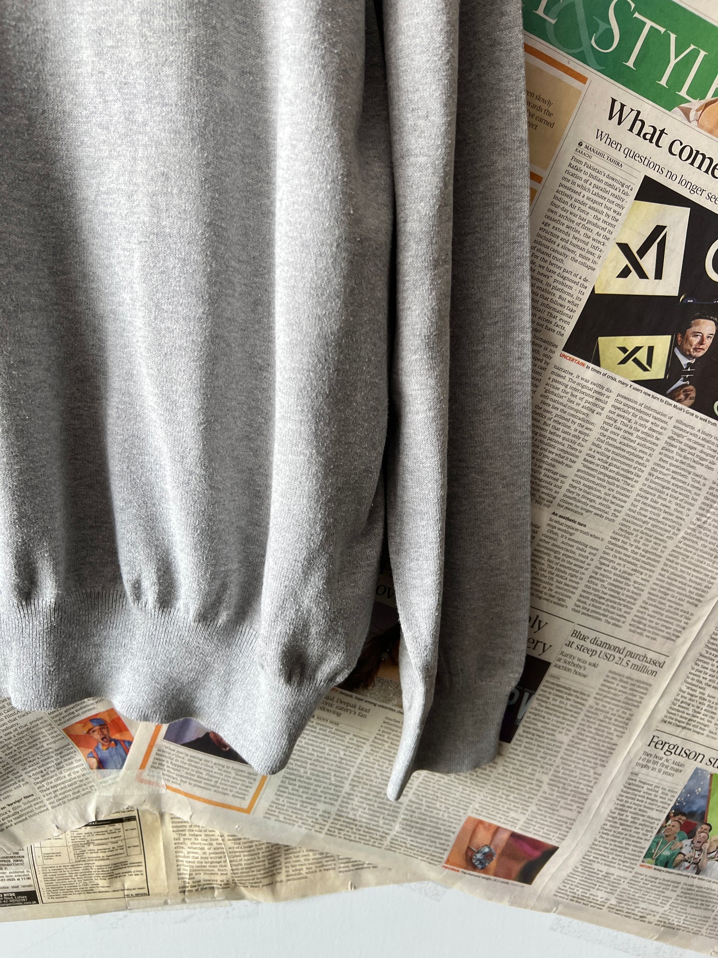 Ralph Lauren® Grey | Chest 28 | XXL | V-Neck Sweater | Pima Cotton