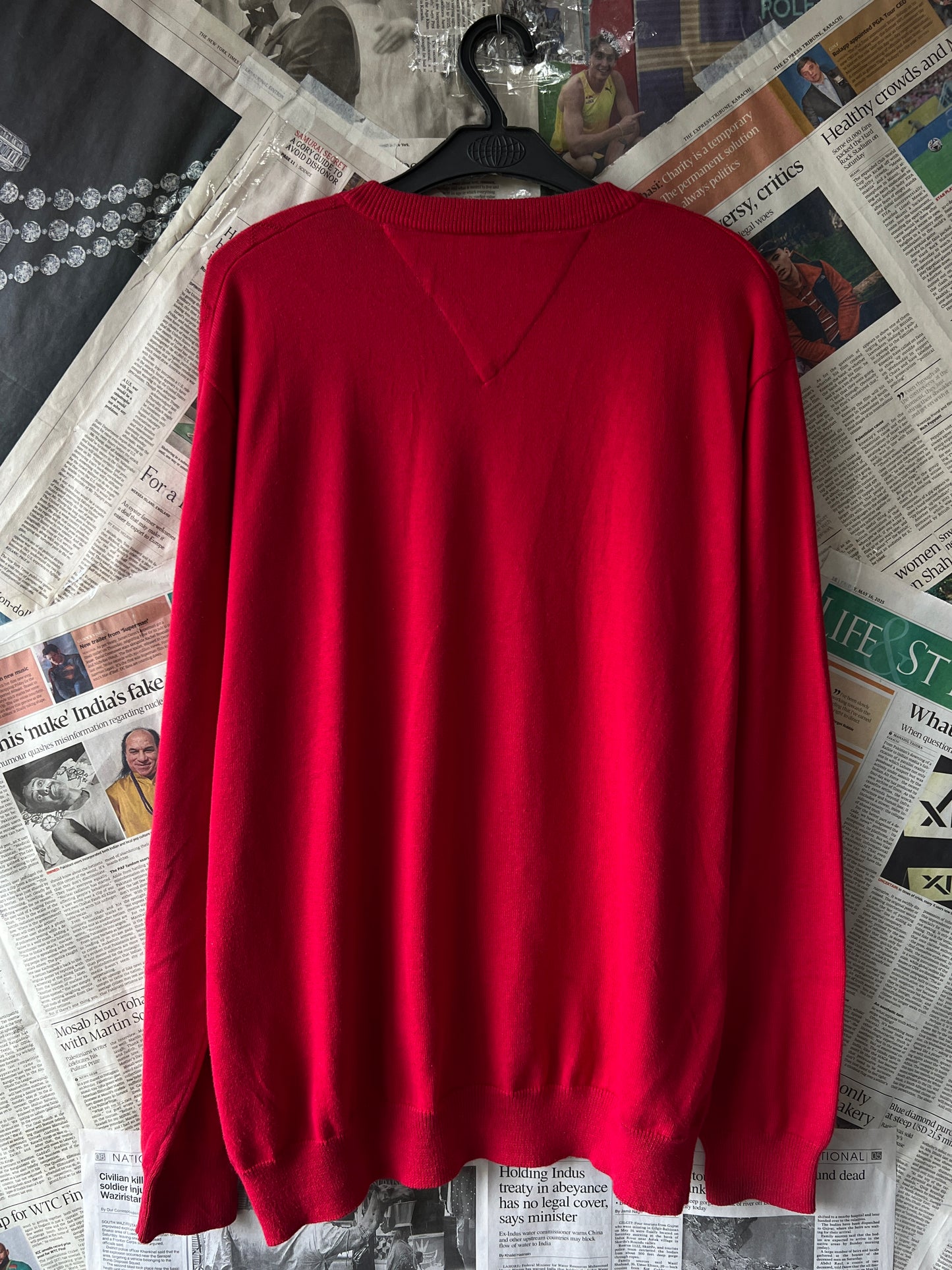 T*mmy H*lfigerĀ® Large | Chest 23 | Red | Sweater | Cotton | 414