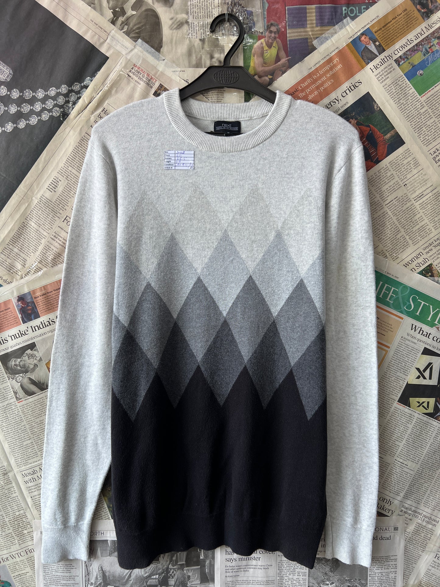Next® Medium | Chest 21.5 | Sweater | Cotton | 418