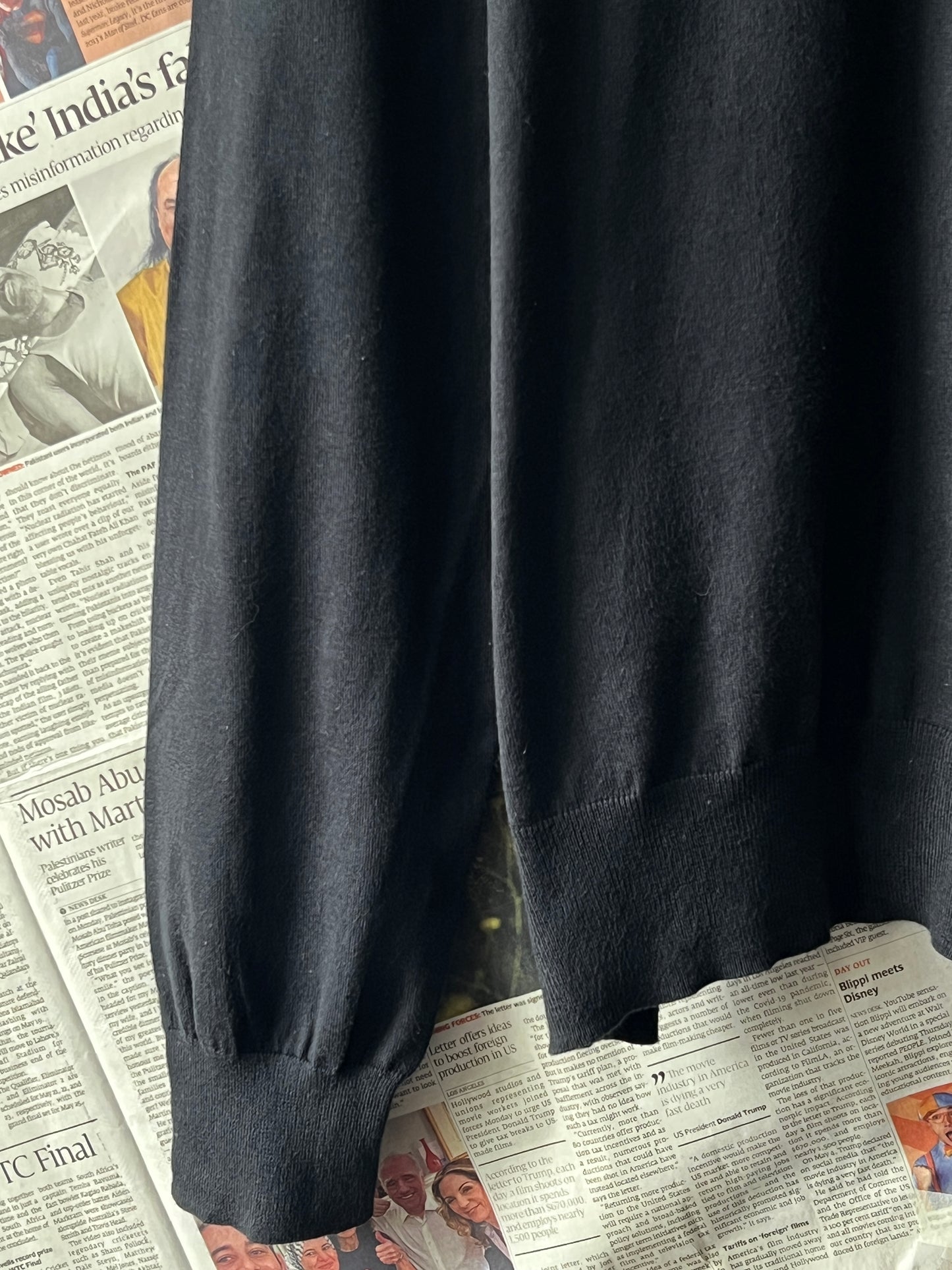 Ralph Lauren® Black | Chest 25.5 | XL | V-Neck Sweater | Pima Cotton