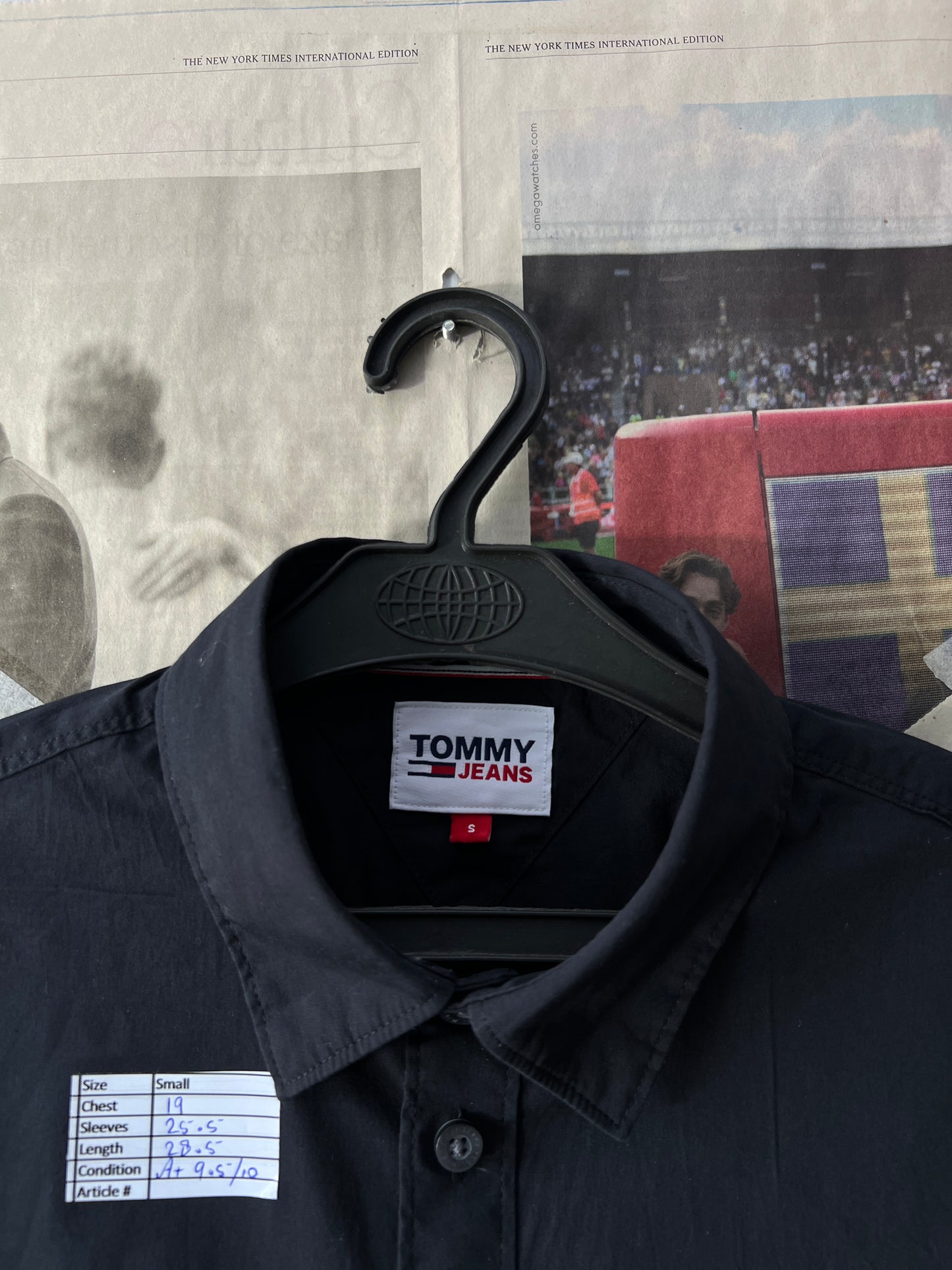 T*mmy HilfigerĀ® Small | Chest 19 | Black | Shirt | Cotton