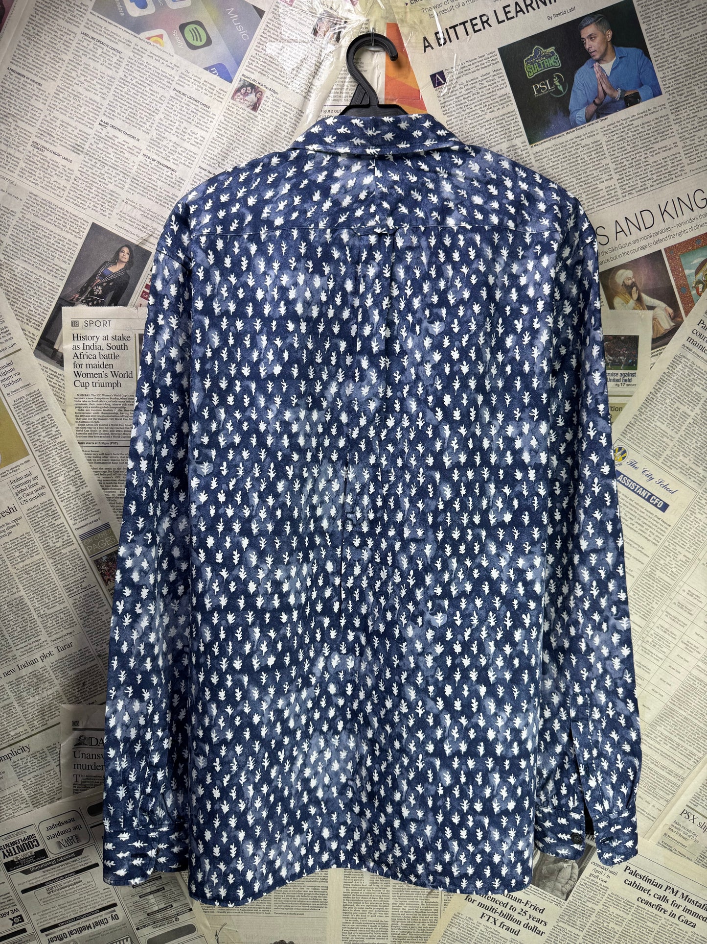 Burberry® L/XL | Chest 24.5 | Space Blue with white clouds | Shirt | Cotton | 3520
