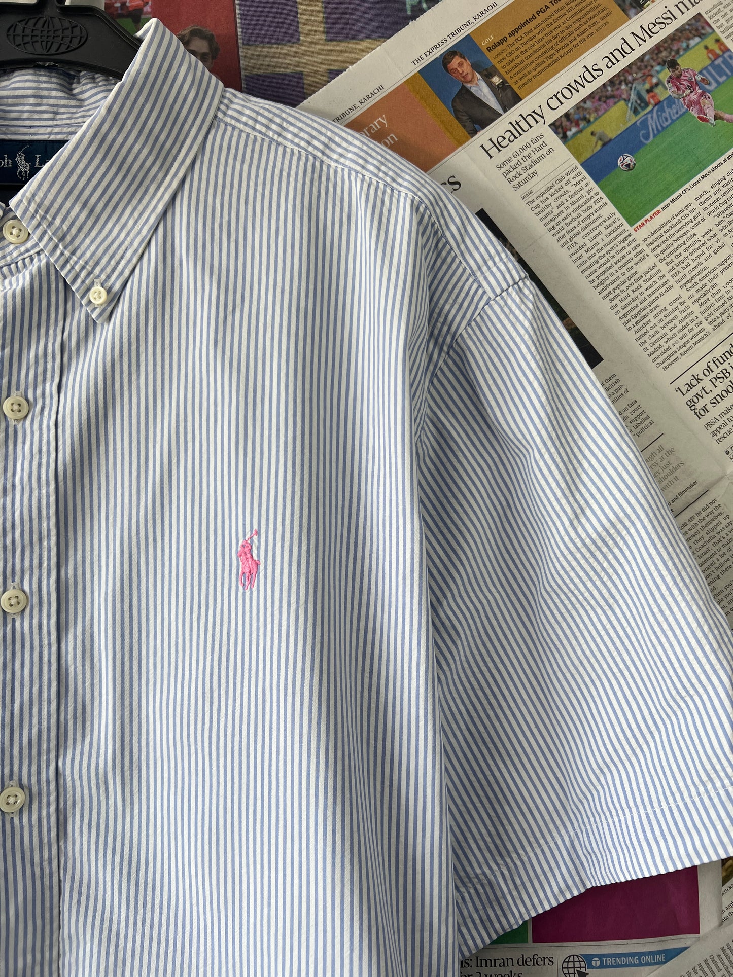 Ralph Lauren® Blue & White Seersucker Fabric – (Chest: 27)