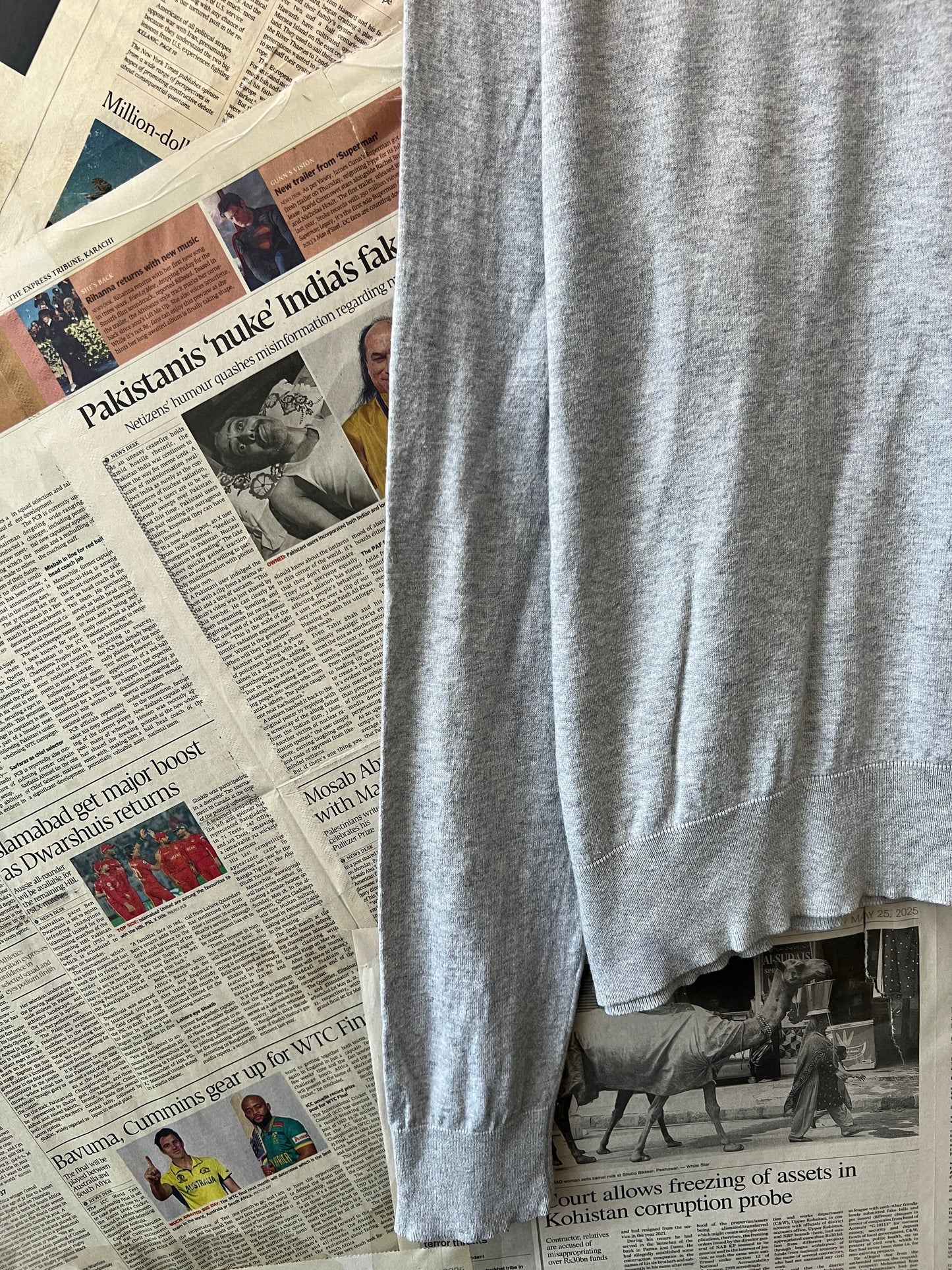 Ralph Lauren® Large | Chest 23.5 | Grey | Lightweight Crewneck Pullover | Cotton- Cashmere | 742