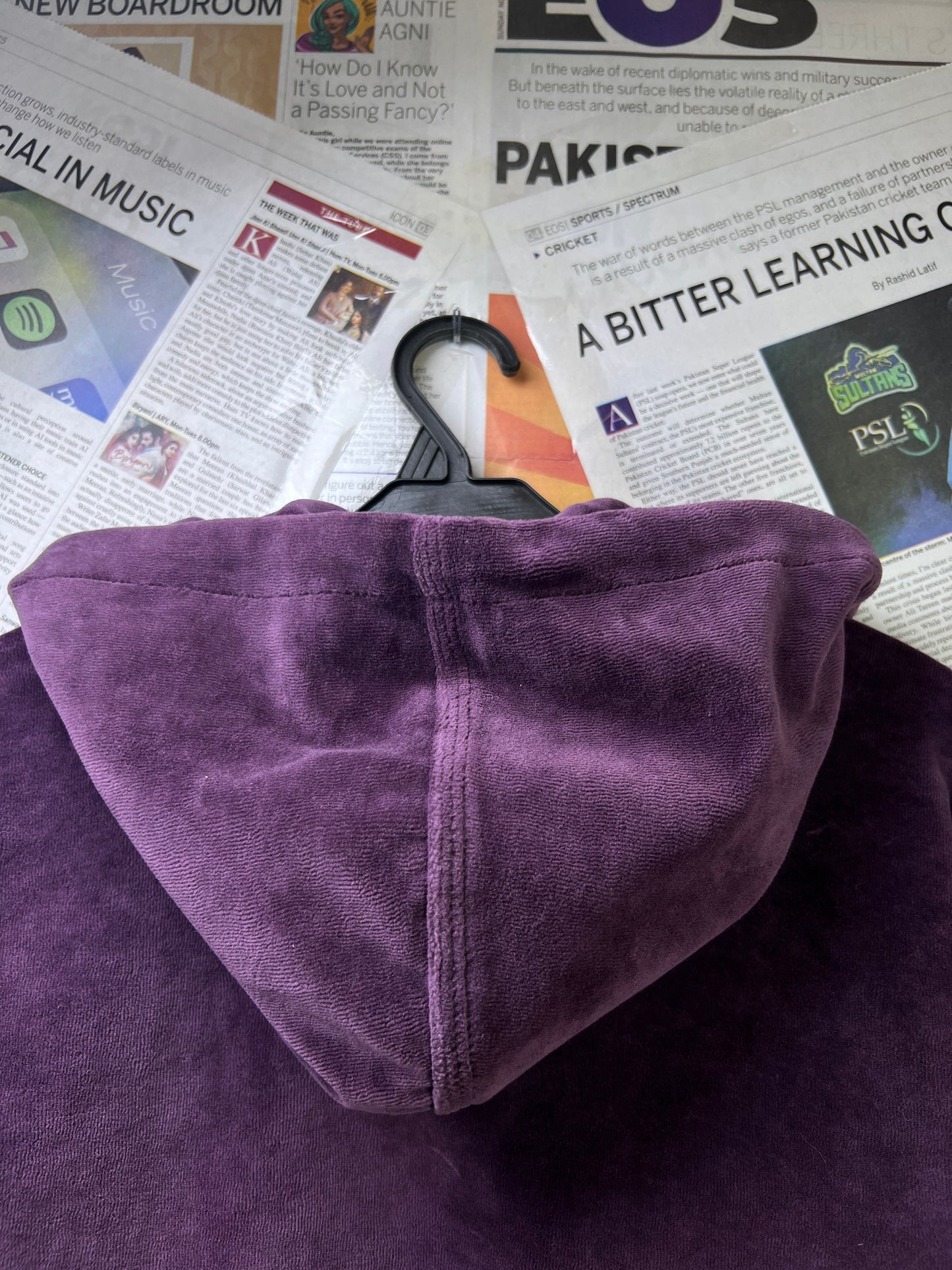 Carh*rtt® XL | Chest 25 | Deep Purple | WIP United Script Hoodie | Cotton-Poly | 2130