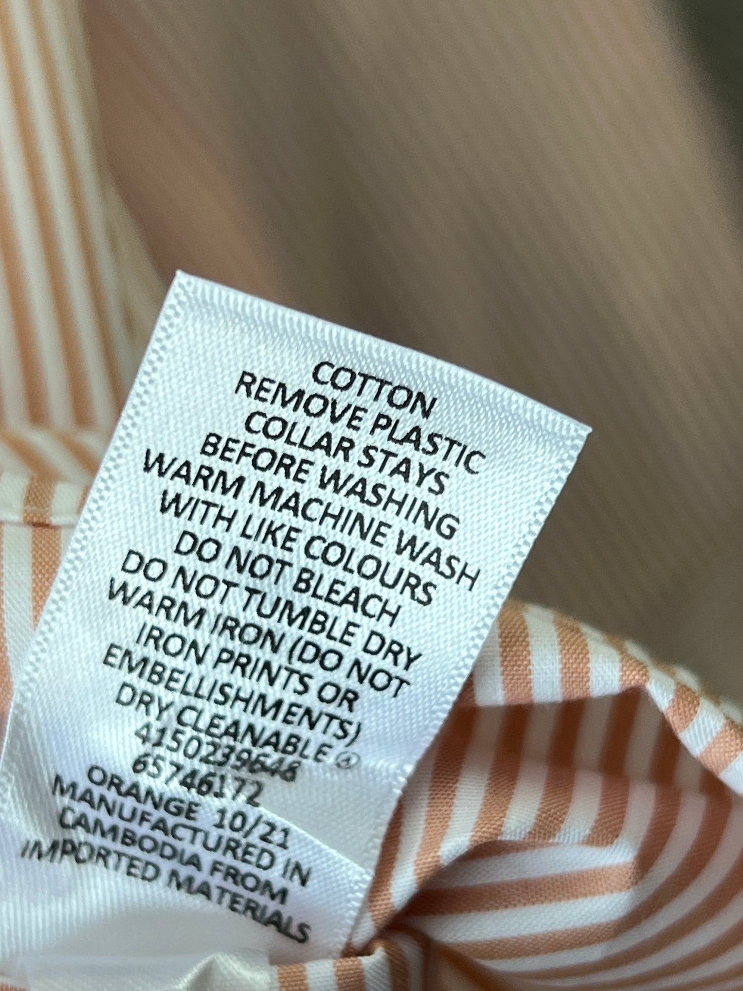 PREVIEW® Chestnut with White Stripes – (Chest: 22)