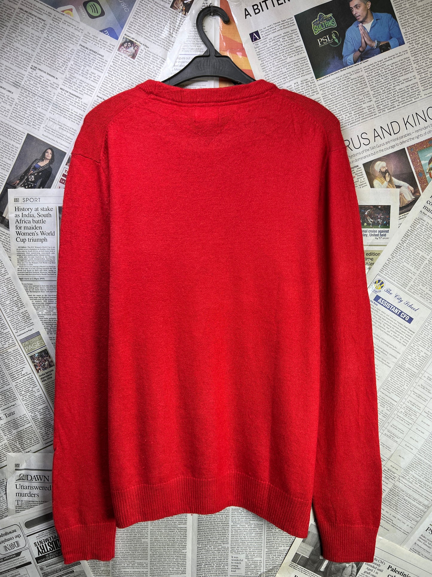 GUESS® Small | Chest 21 | Red | Sweater | Wool Blend | 1860