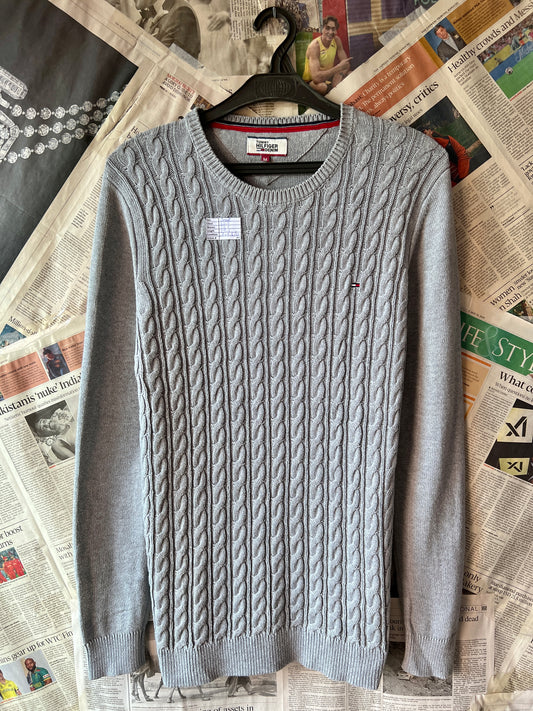 Tommy Hilfiger® Small | Chest 20.5 | Grey | Sweater | feels like silk | 416
