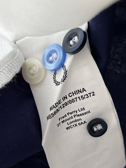 Fred Perry® Blue & White | Chest 20 | Small | Shirt