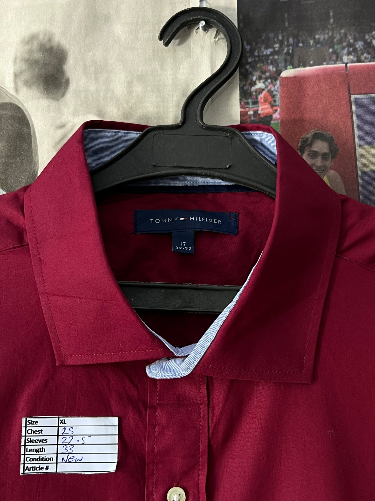 Tommy Hilfiger® Red | Chest 25 | XL | Shirt