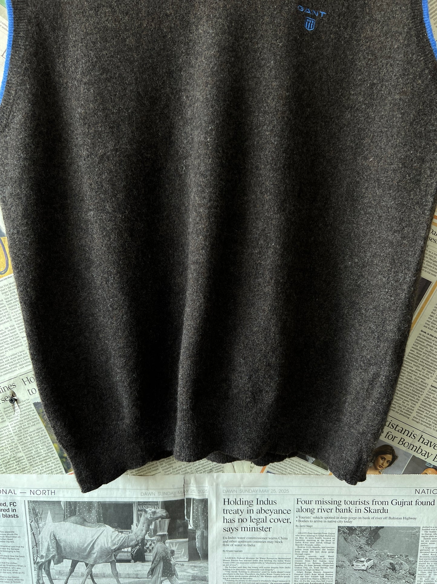 GANT® Medium | Chest 21.5 | Sweater | Wool | 572