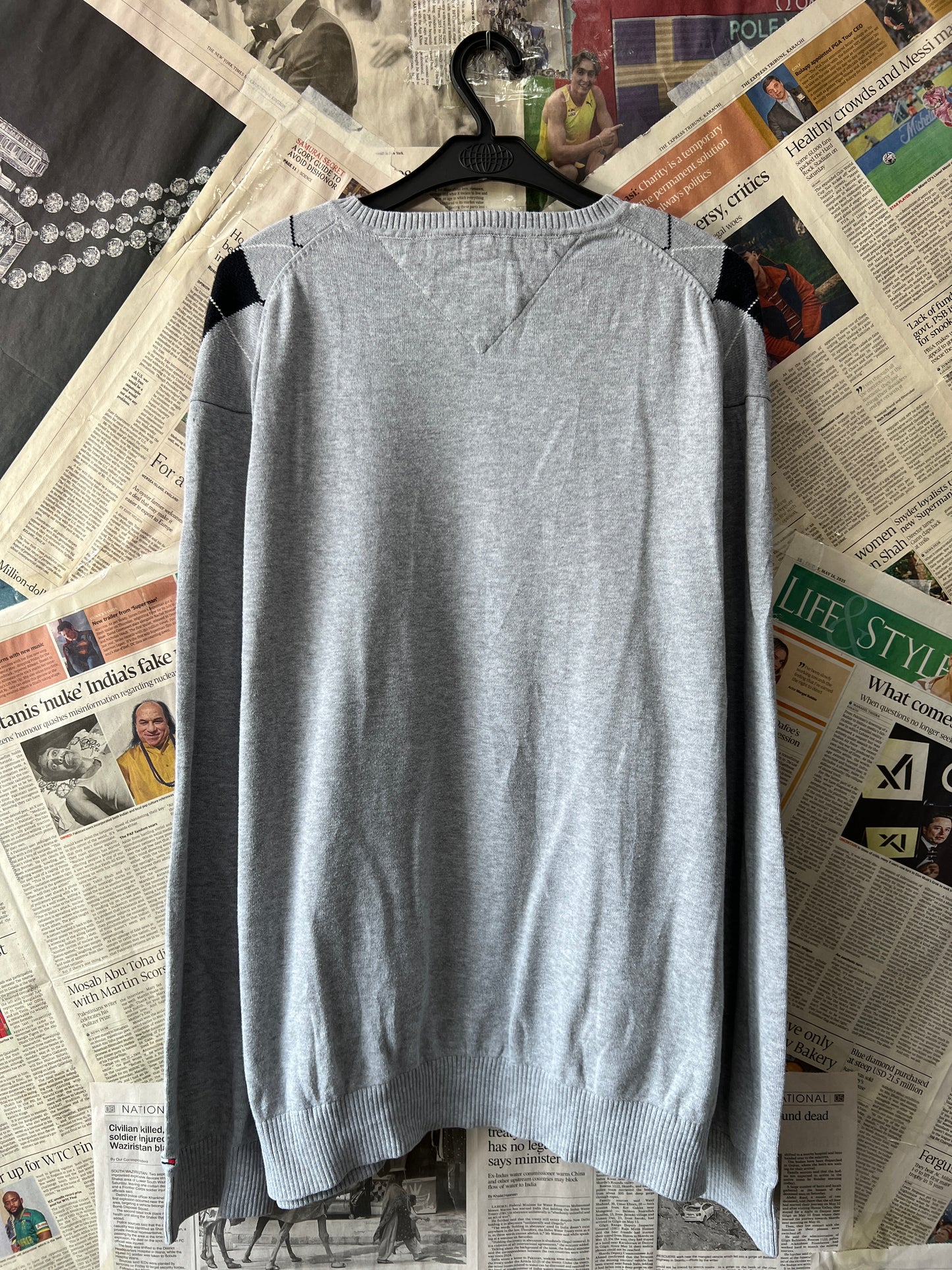 Tommy Hilfiger® XL | Chest 26 | Grey | Sweater | Cotton | 576