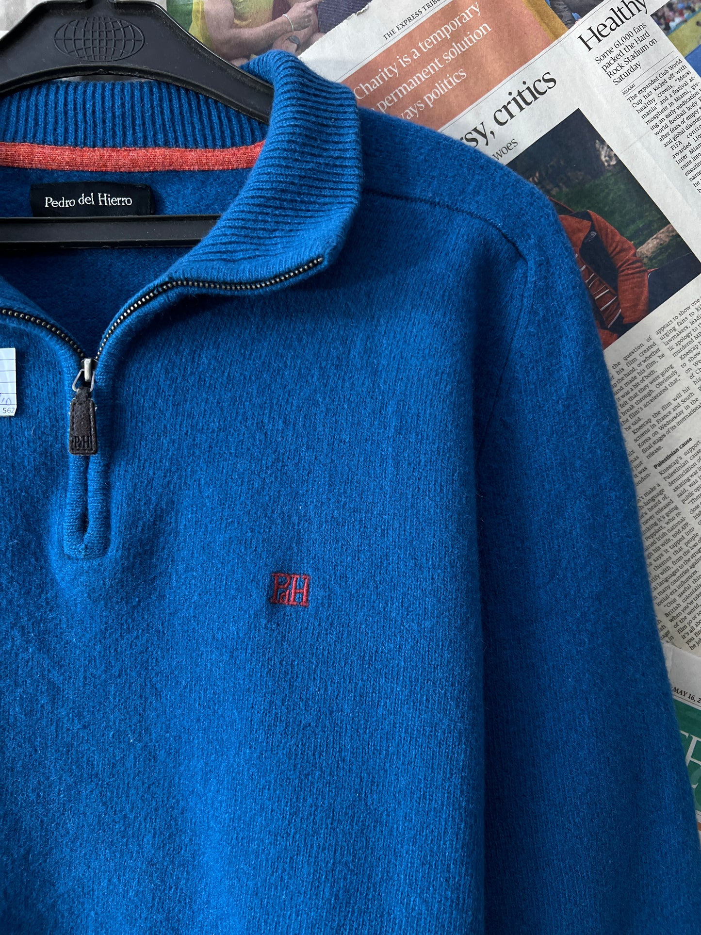 Women- Pedro del Hierro® Medium | Chest 22 | Sweater | Wool | 562