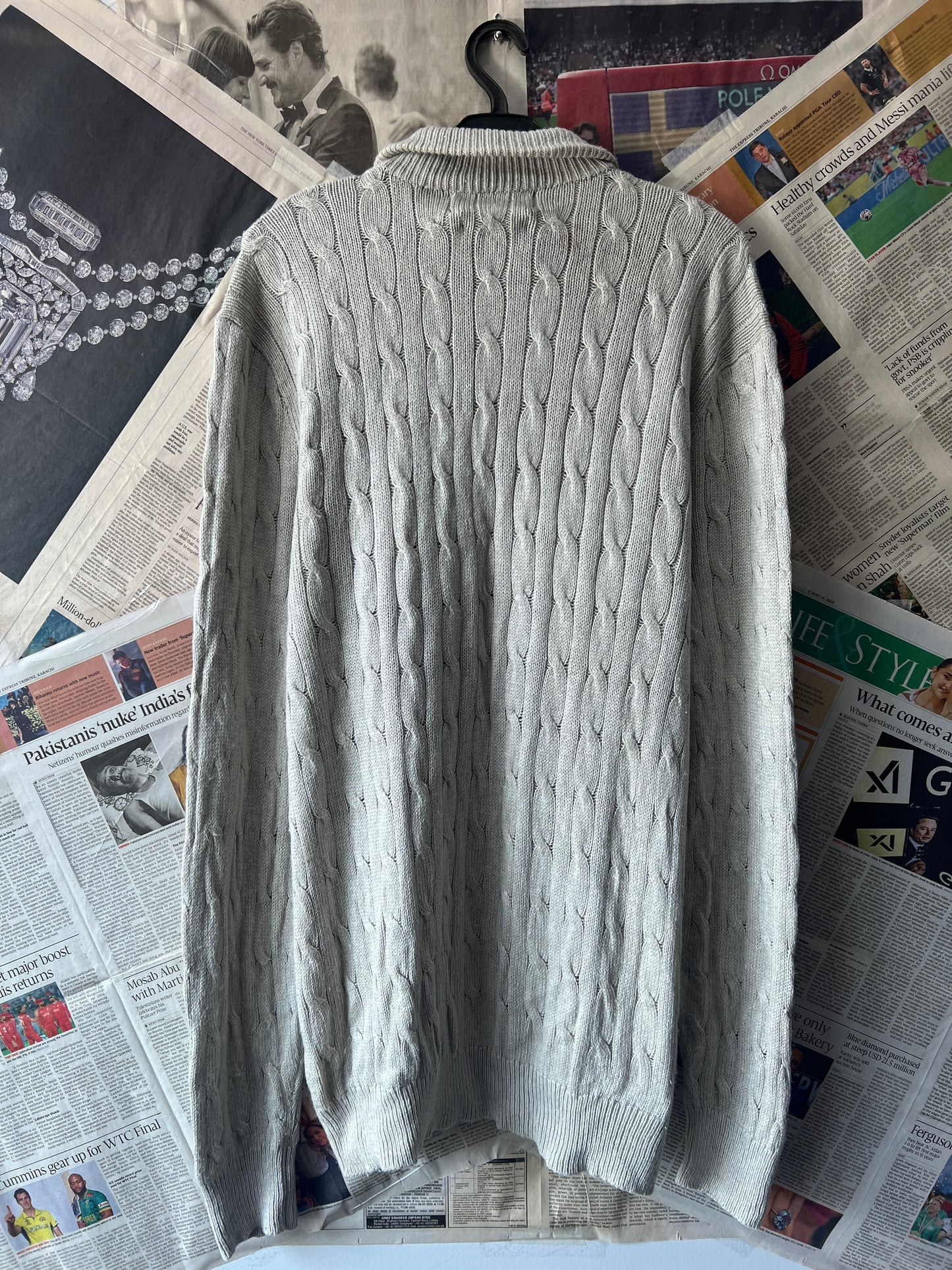 Ralph Lauren® Silver | Chest 23.5 | Large | Quarter Zipper Sweater | 100% Silk