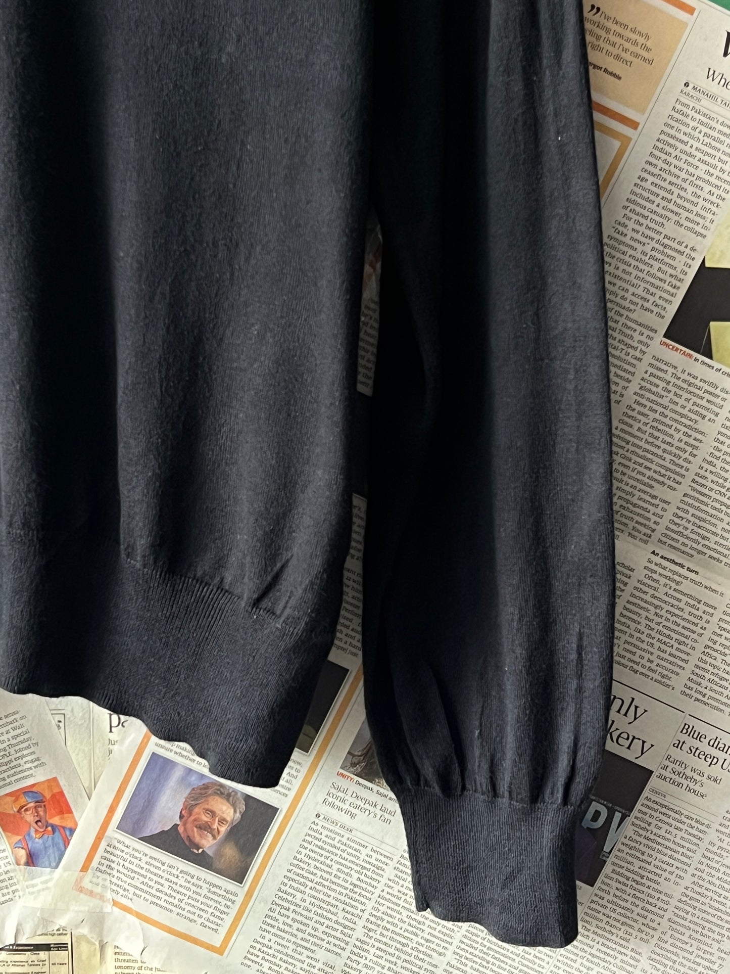 Ralph Lauren® Black | Chest 25.5 | XL | V-Neck Sweater | Pima Cotton