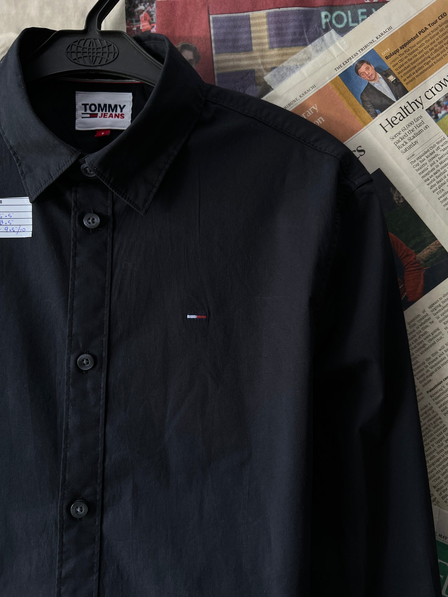 T*mmy Hilfiger® Small | Chest 19 | Black | Shirt | Cotton