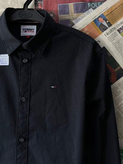 T*mmy Hilfiger® Small | Chest 19 | Black | Shirt | Cotton