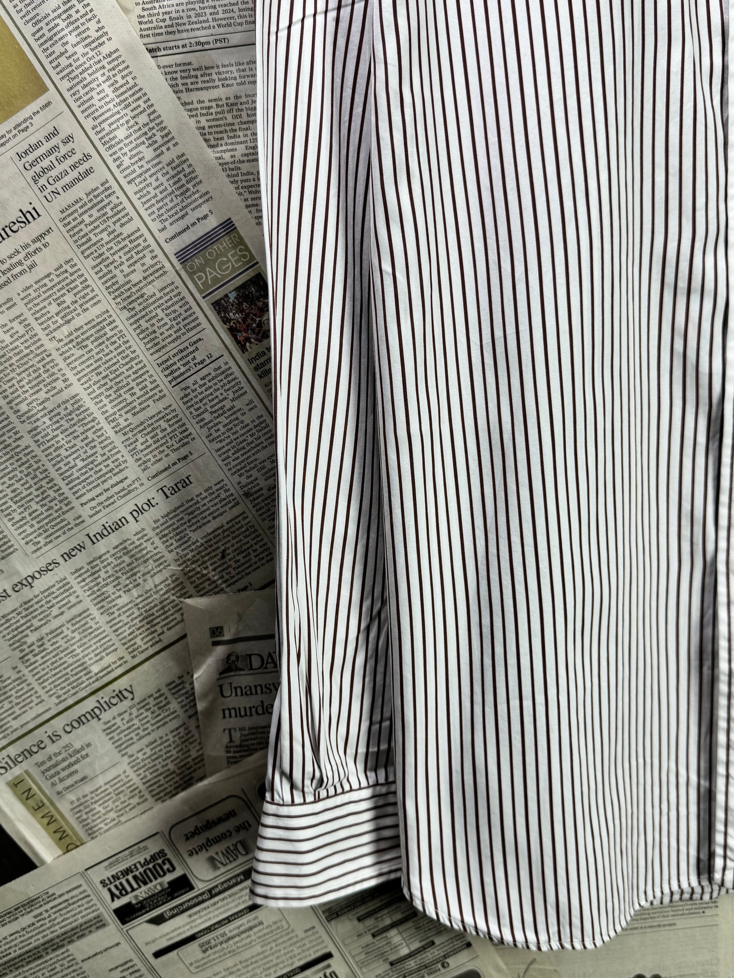 Ralph Lauren® XL | Chest 26" | White with Dark Brown Stripes | Shirt | Cotton | 3369