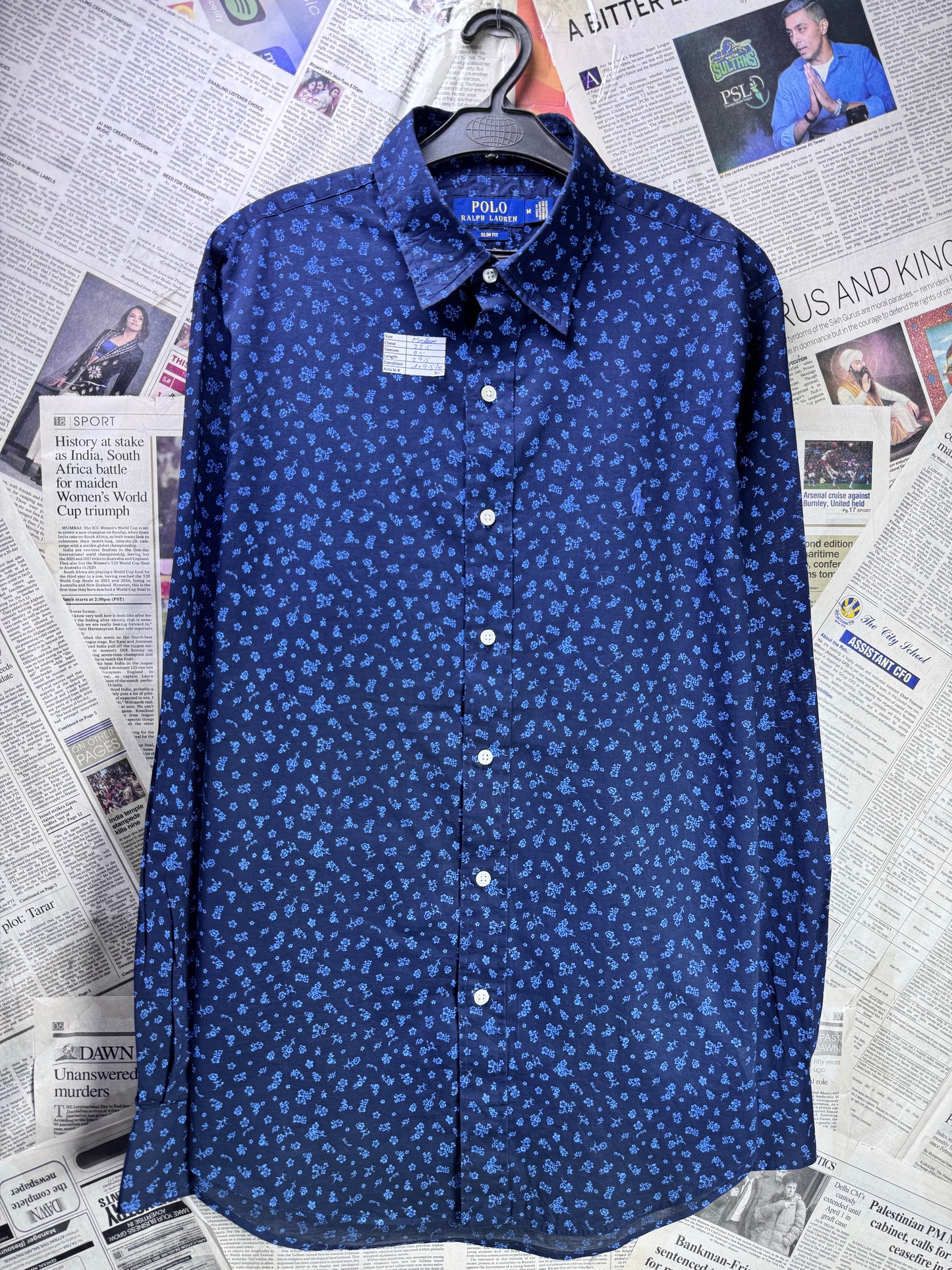 Ralph Lauren® Medium | Chest 22.5" | Navy Blue Floral Pattern | Shirt | Cotton | 3667