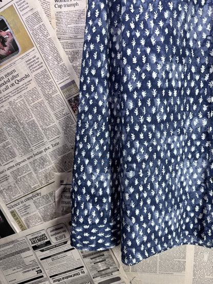 Burberry® L/XL | Chest 24.5 | Space Blue with white clouds | Shirt | Cotton | 3520