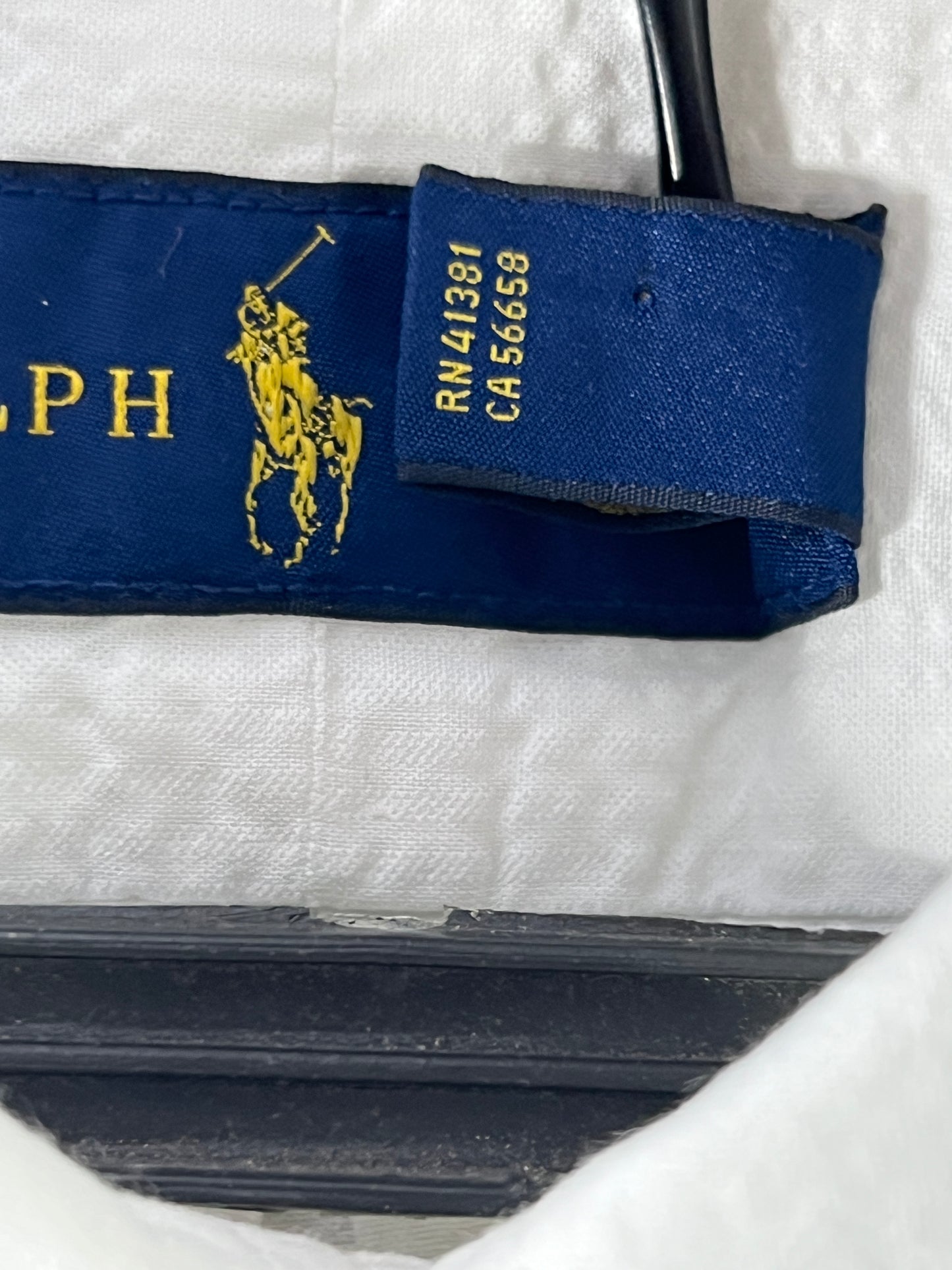 Ralph Lauren® White Seersucker Fabric – (Chest: 24)