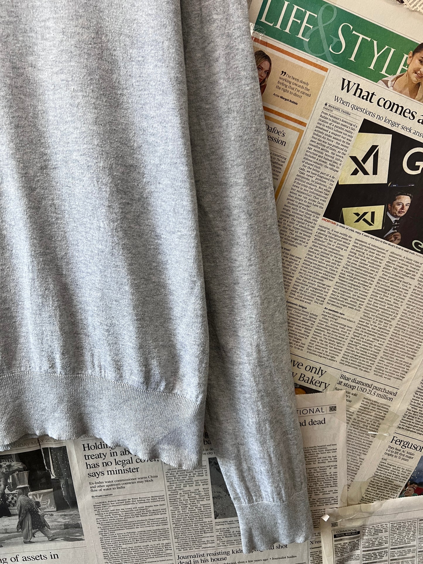 Ralph Lauren® Large | Chest 23.5 | Grey | Lightweight Crewneck Pullover | Cotton- Cashmere | 742