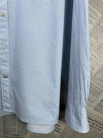 T*mmy Hilfiger® Medium | Chest 22.5 | Blue Geometric Pattern | Shirt  | Cotton | 1785