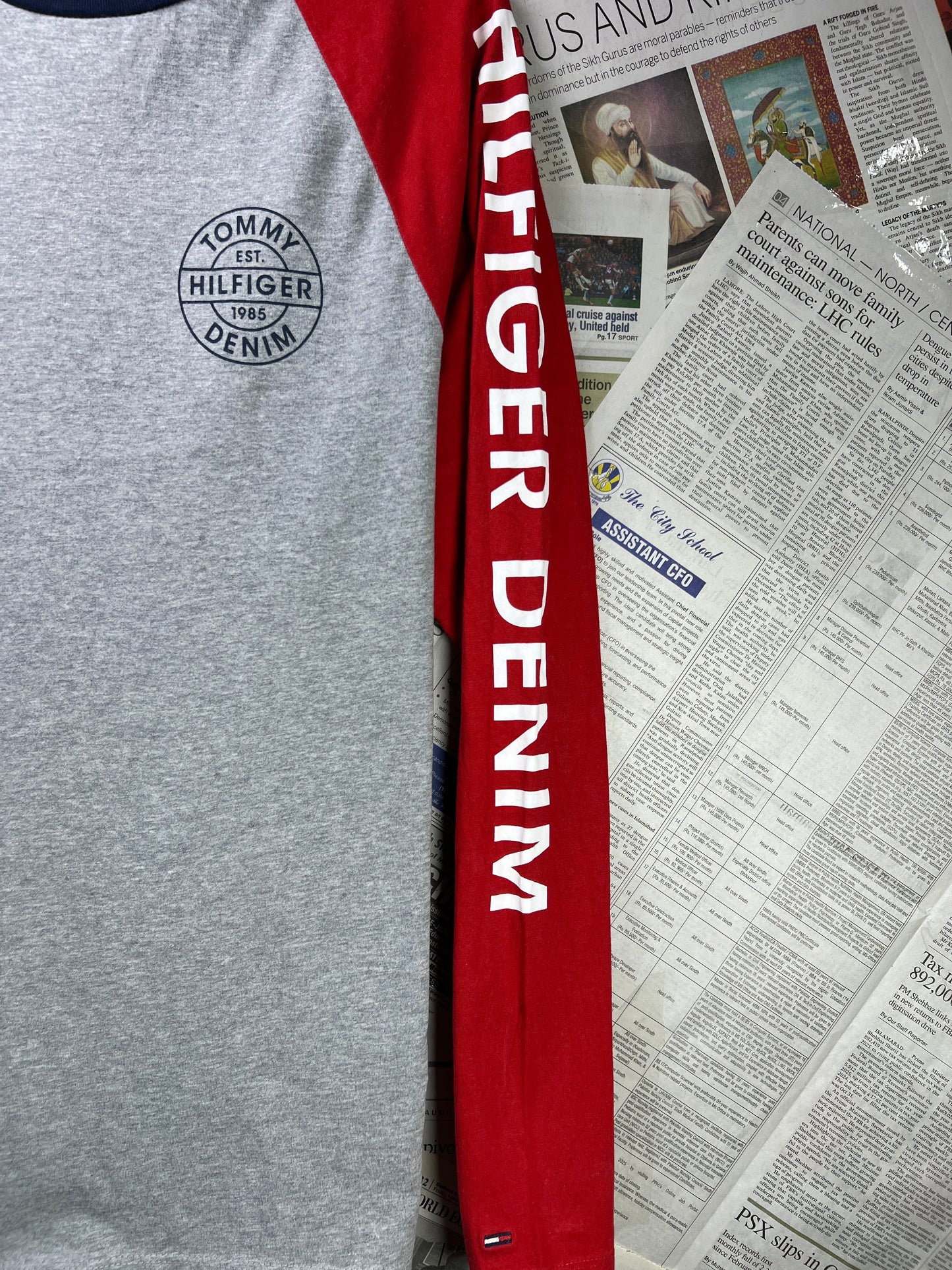 T*mmy Hilfiger® Small | Chest 19 | Grey & Red | Full-Sleeves Shirt | Cotton| 1784