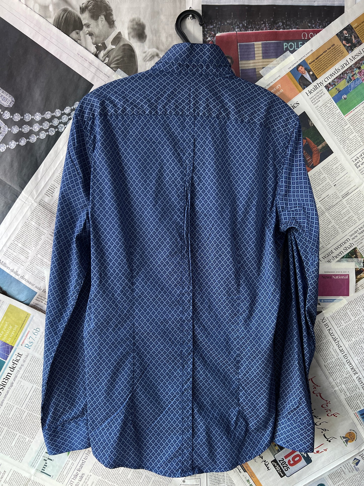 POLITIX® Navy Blue with White Geometry – (Chest: 21)