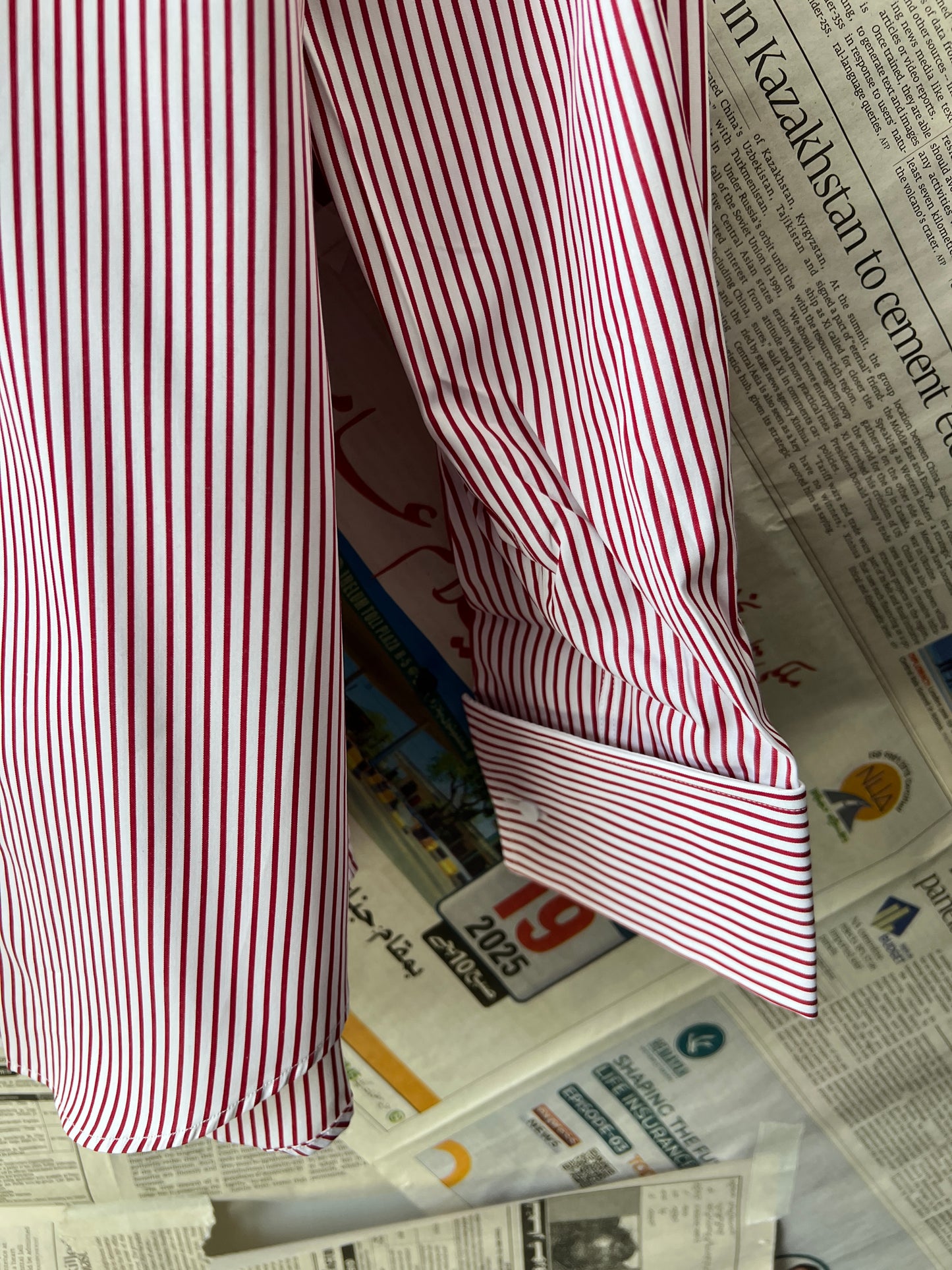 AUSTIN BROTHERS® Red & White Stripes – (Chest: 22.5)